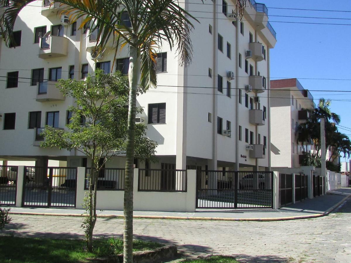 Apto. Aconchegante Proximo A Praia أوباتوبا المظهر الخارجي الصورة